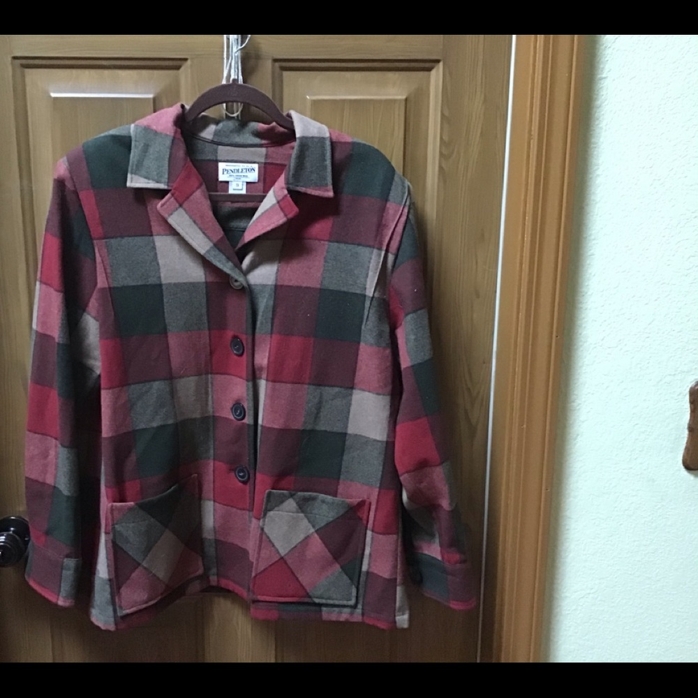 100% wool Pendleton jacket.